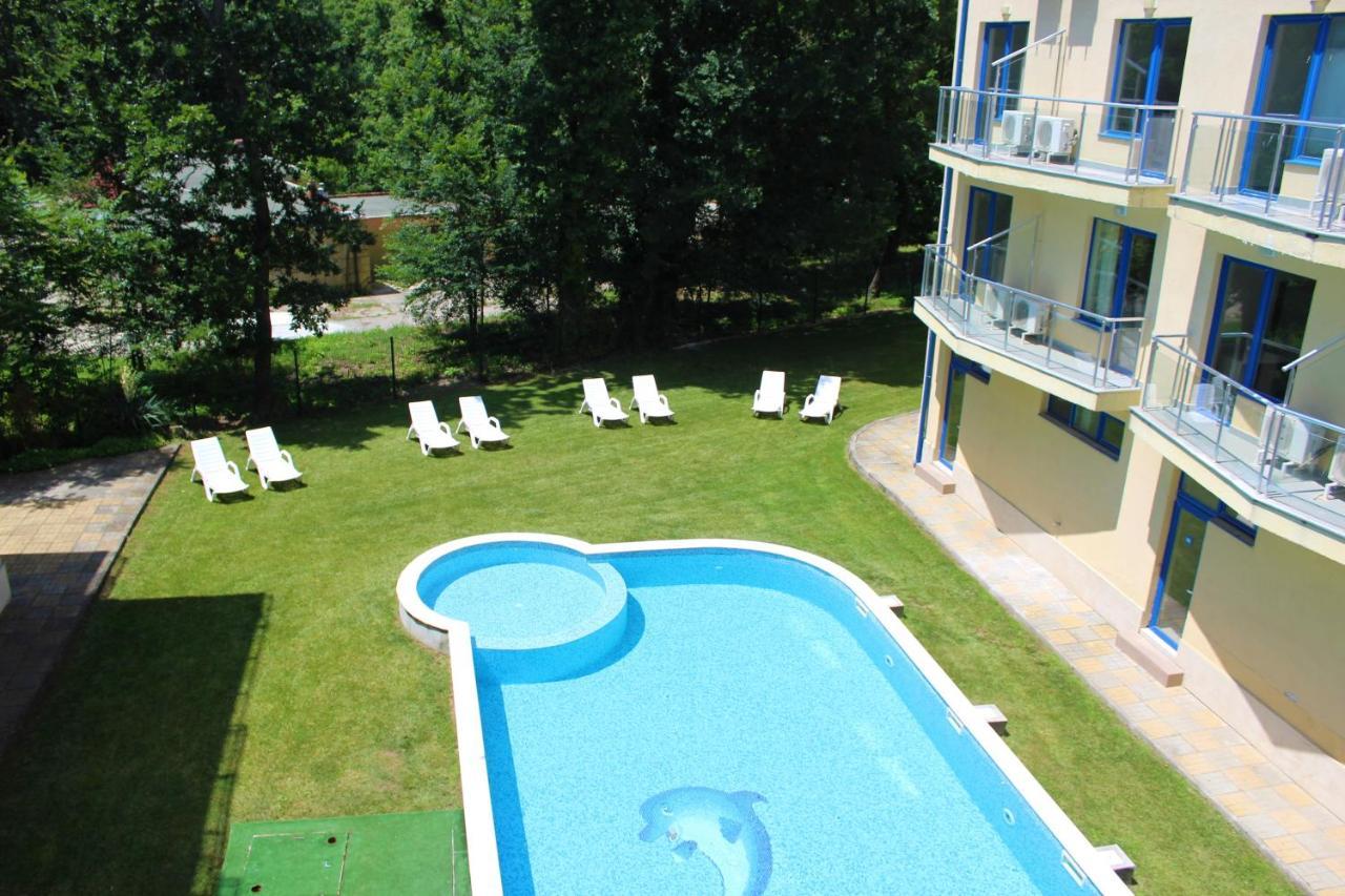 Pop Art Hotel Primorsko Luaran gambar